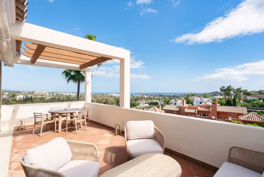 R5038777-Apartment-For-Sale-Nueva-Andalucia-Middle-Floor-2-Beds-100-Built-2