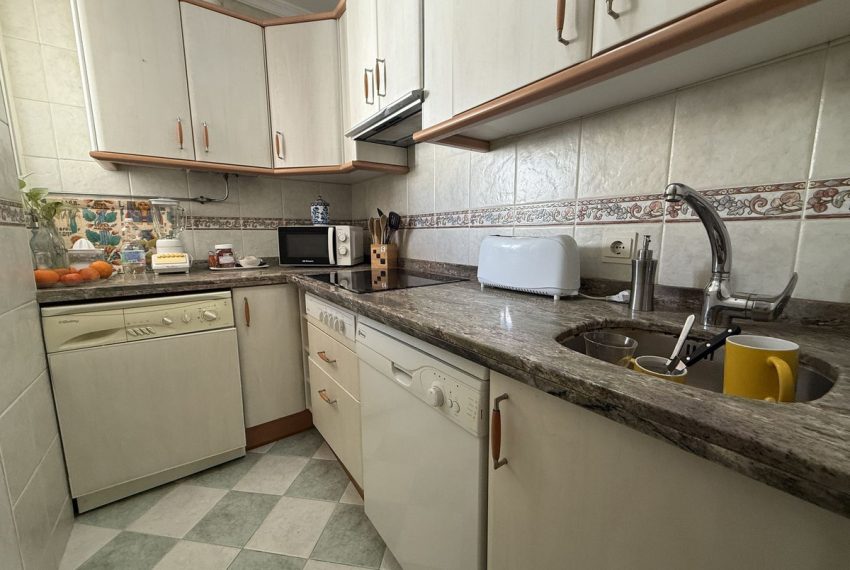 R5038885-Apartment-For-Sale-Marbella-Middle-Floor-2-Beds-64-Built-16