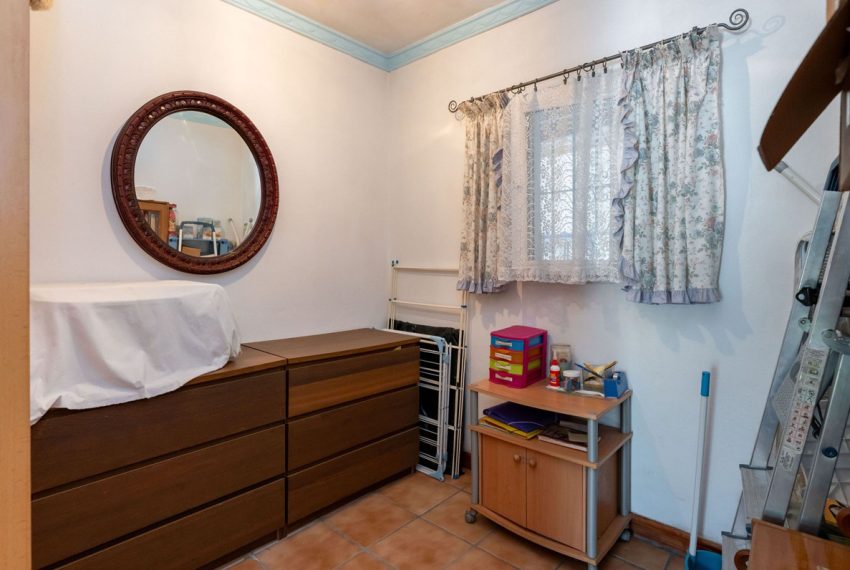 R5039101-Villa-For-Sale-Coin-Detached-3-Beds-211-Built-16