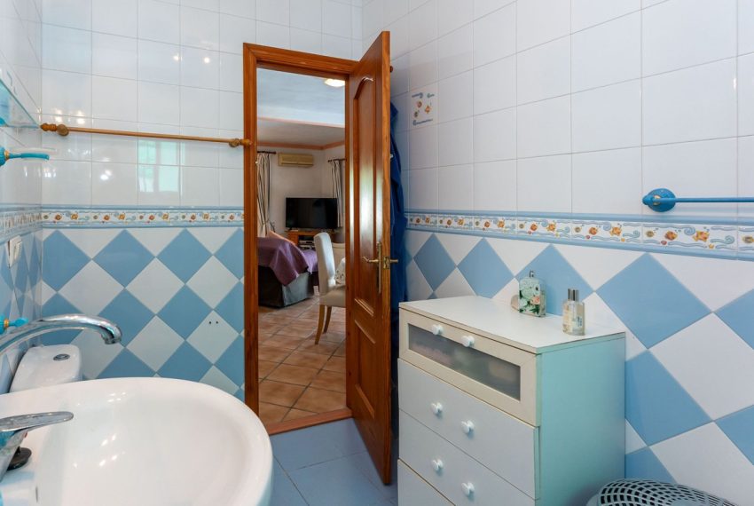 R5039101-Villa-For-Sale-Coin-Detached-3-Beds-211-Built-18
