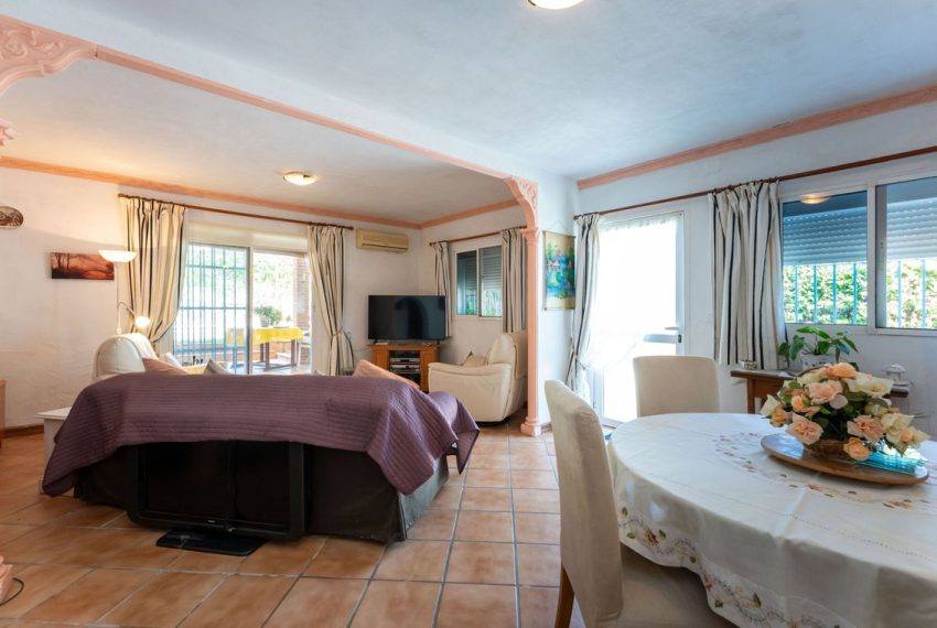 R5039101-Villa-For-Sale-Coin-Detached-3-Beds-211-Built-3