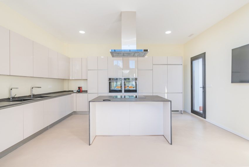R5039506-Villa-For-Sale-Benahavis-Detached-6-Beds-682-Built-16