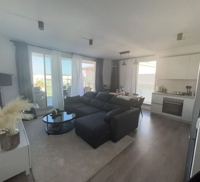 R5039998-Image 1-Penthouse - 2 Beds - 93 Built