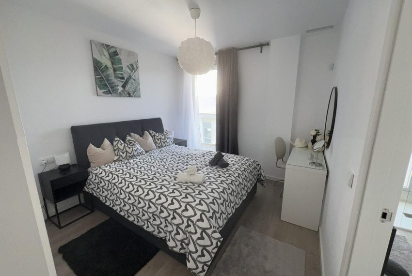 R5039998-Apartment-For-Sale-Estepona-Penthouse-2-Beds-93-Built-8