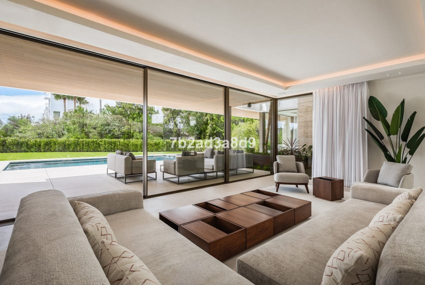 R5040205-Villa-For-Sale-El-Paraiso-Detached-5-Beds-919-Built-7
