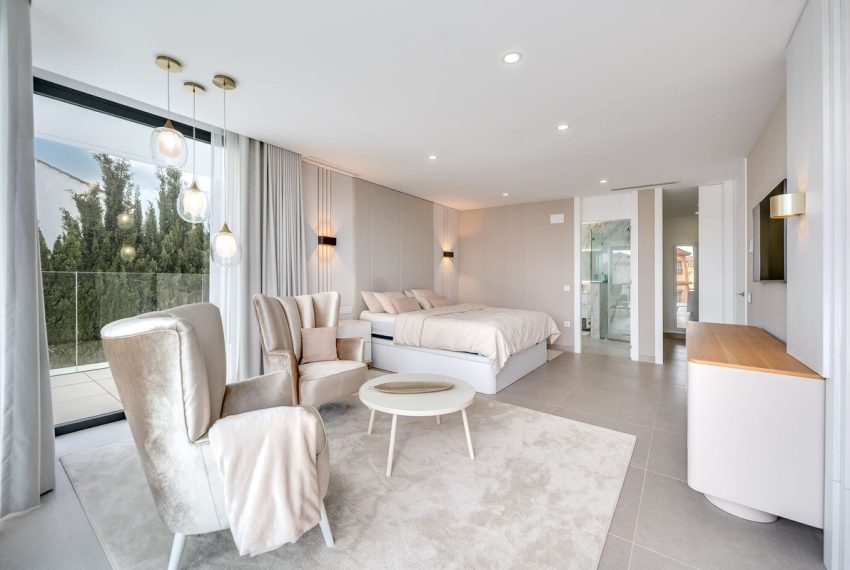 R5040343-Villa-For-Sale-San-Pedro-de-Alcantara-Detached-5-Beds-642-Built-10