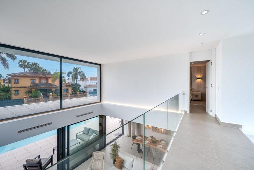 R5040343-Villa-For-Sale-San-Pedro-de-Alcantara-Detached-5-Beds-642-Built-13