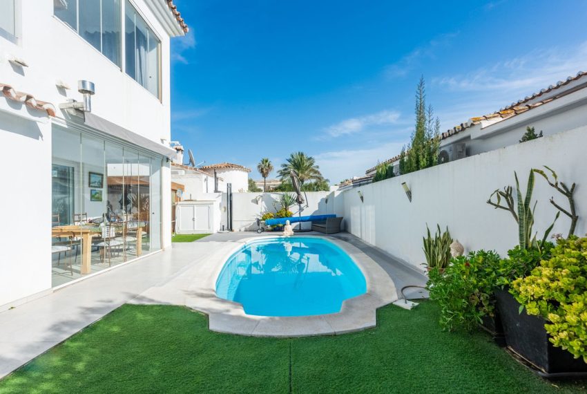 R5040694-Villa-For-Sale-Costalita-Detached-3-Beds-297-Built-5