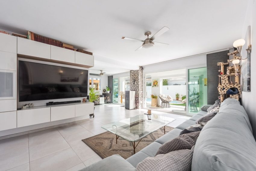R5040694-Villa-For-Sale-Costalita-Detached-3-Beds-297-Built-7