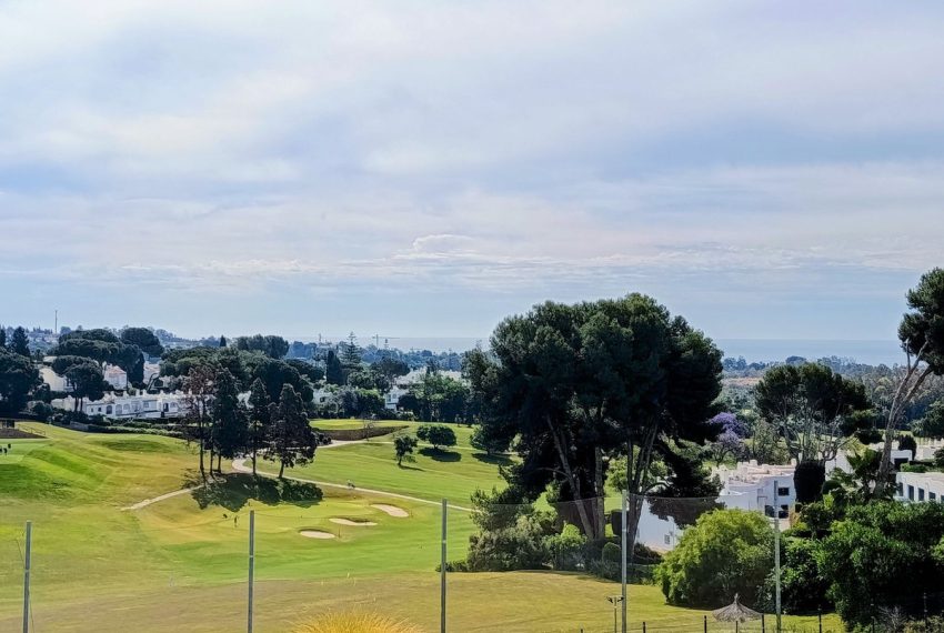 R5040943-Apartment-For-Sale-Nueva-Andalucia-Penthouse-3-Beds-97-Built