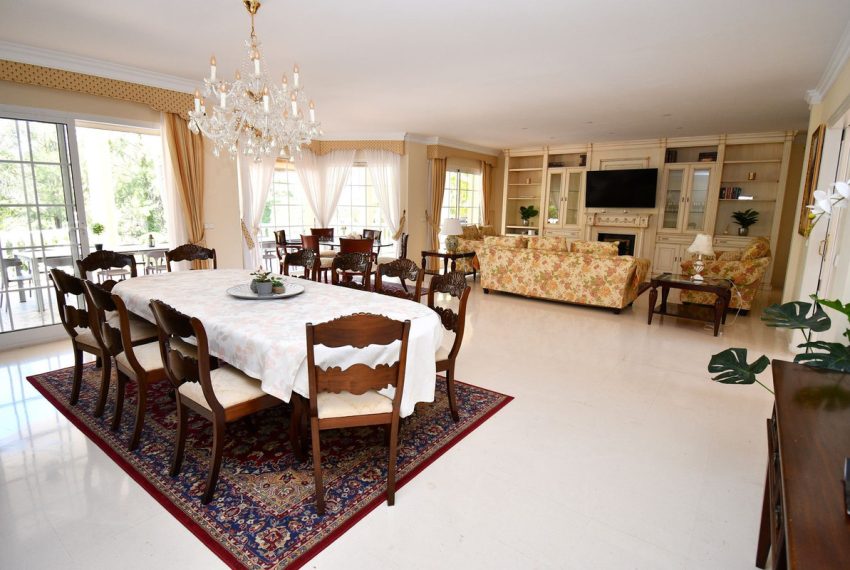 R5040988-Villa-For-Sale-Mijas-Golf-Detached-9-Beds-718-Built-1
