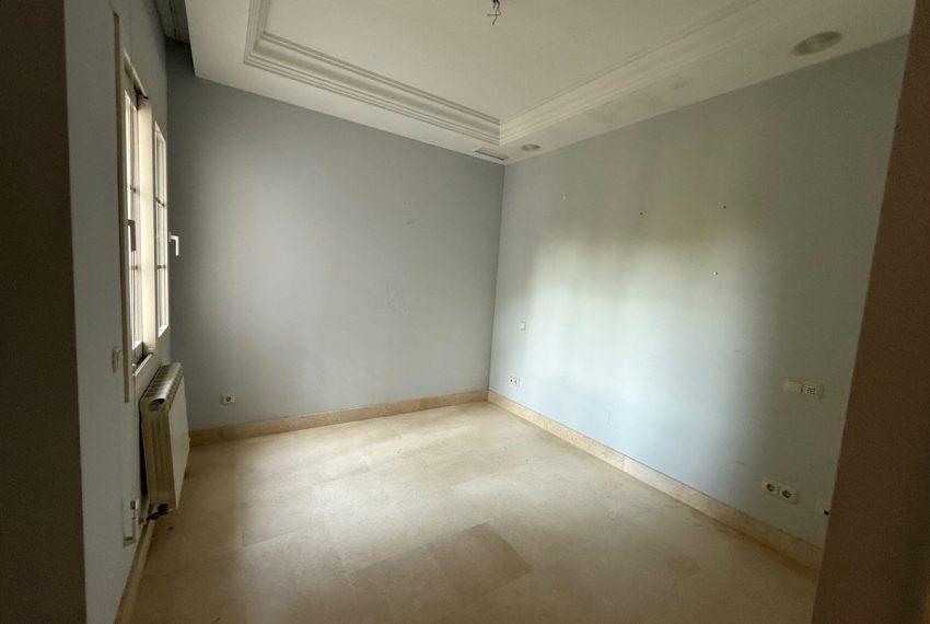 R5041108-Villa-For-Sale-Puerto-Banus-Detached-5-Beds-380-Built-2