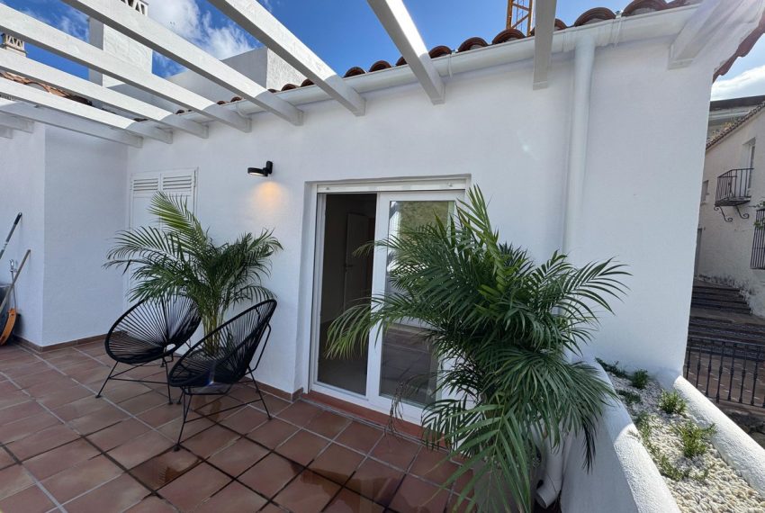 R5041153-Apartment-For-Sale-Benahavis-Penthouse-1-Beds-68-Built-2