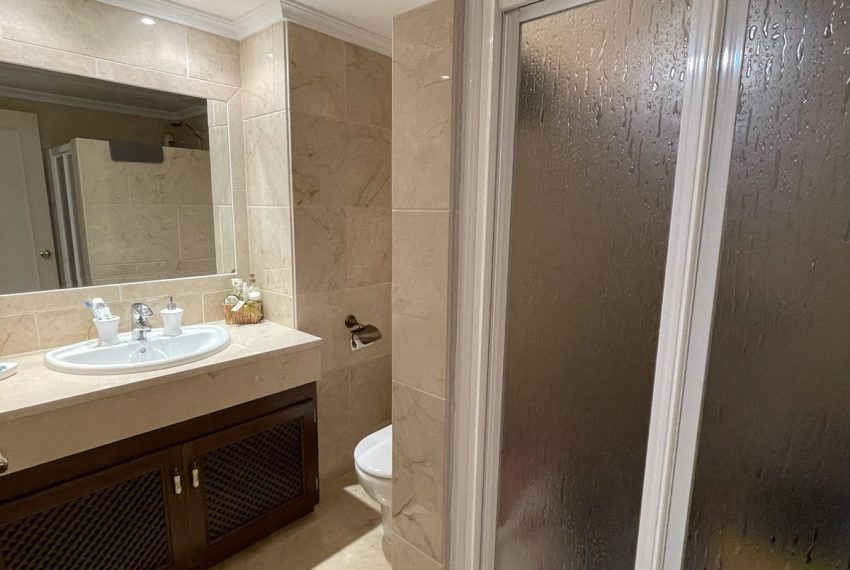 R5041237-Townhouse-For-Sale-Altos-de-los-Monteros-Terraced-4-Beds-95-Built-11