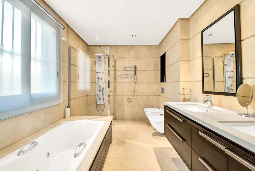 R5041783-Apartment-For-Sale-La-Quinta-Ground-Floor-3-Beds-161-Built-14