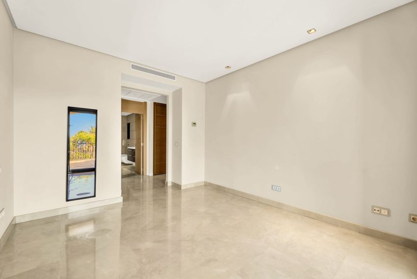 R5041783-Apartment-For-Sale-La-Quinta-Ground-Floor-3-Beds-161-Built-17