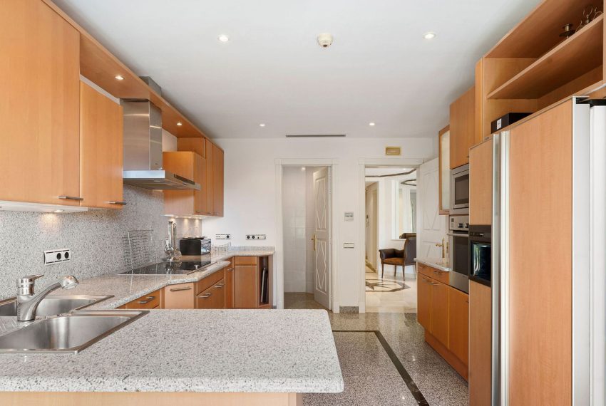 R5041933-Apartment-For-Sale-Nueva-Andalucia-Middle-Floor-3-Beds-202-Built-6