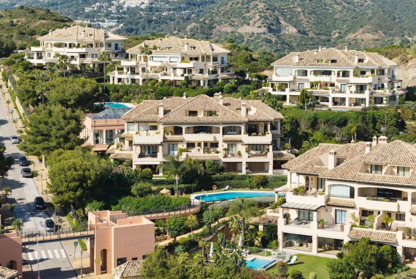 R5041933-Apartment-For-Sale-Nueva-Andalucia-Middle-Floor-3-Beds-202-Built