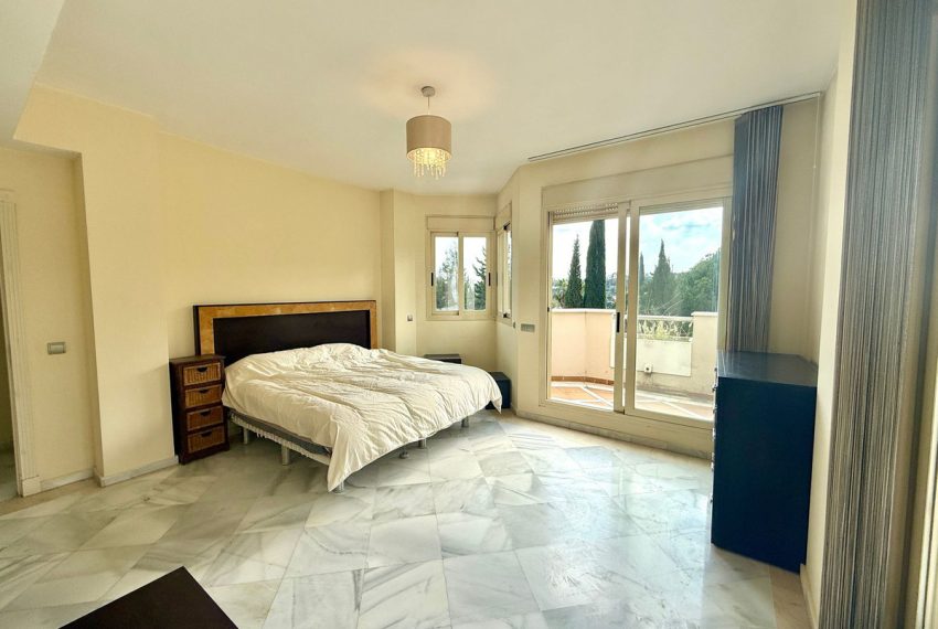 R5041996-Apartment-For-Sale-Nueva-Andalucia-Penthouse-Duplex-3-Beds-161-Built-14