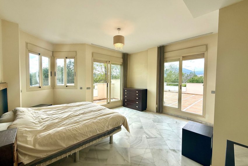R5041996-Apartment-For-Sale-Nueva-Andalucia-Penthouse-Duplex-3-Beds-161-Built-15