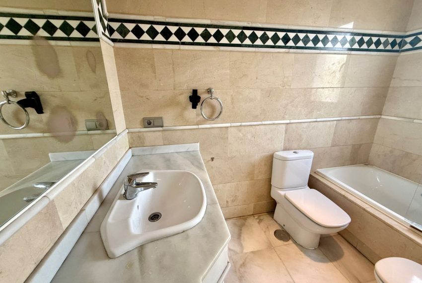 R5041996-Apartment-For-Sale-Nueva-Andalucia-Penthouse-Duplex-3-Beds-161-Built-16