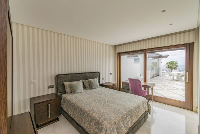 R5042191-Apartment-For-Sale-Estepona-Penthouse-5-Beds-294-Built-17