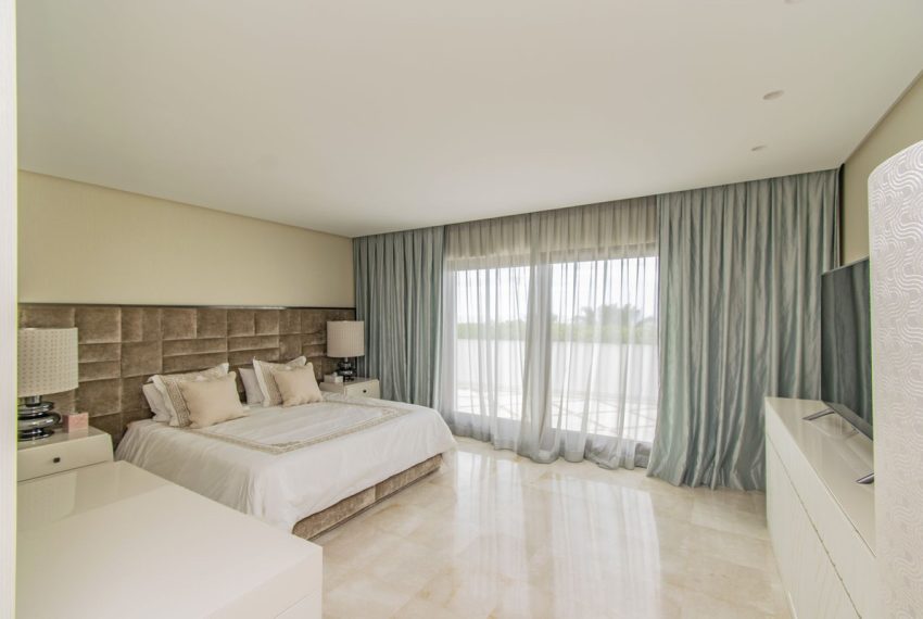 R5042191-Apartment-For-Sale-Estepona-Penthouse-5-Beds-294-Built-5