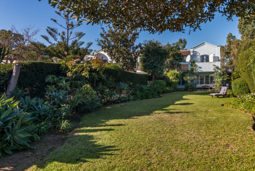 R5042305-Villa-For-Sale-Guadalmina-Alta-Semi-Detached-3-Beds-168-Built