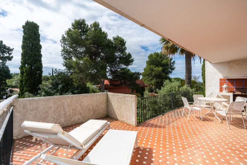 R5042359-Villa-For-Sale-Marbella-Detached-3-Beds-109-Built-1
