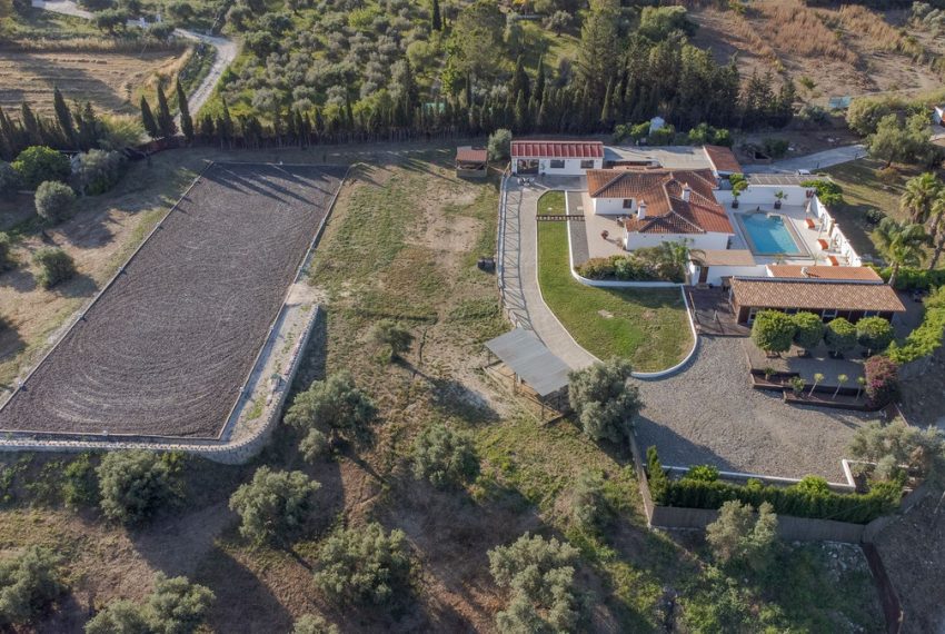 R5043535-Villa-For-Sale-Coin-Finca-4-Beds-318-Built-4