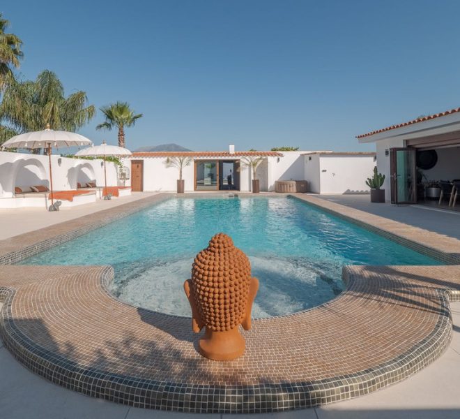 R5043535-Image 1-Finca - 4 Beds - 318 Built