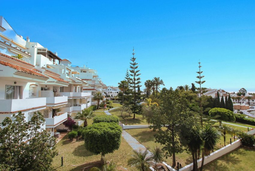 R5043547-Apartment-For-Sale-Nueva-Andalucia-Middle-Floor-2-Beds-107-Built-2