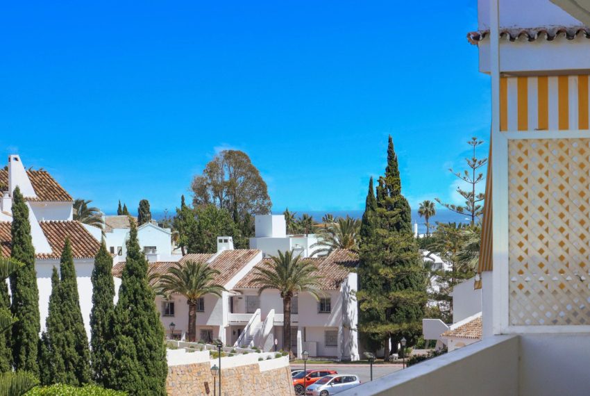 R5043547-Apartment-For-Sale-Nueva-Andalucia-Middle-Floor-2-Beds-107-Built-3