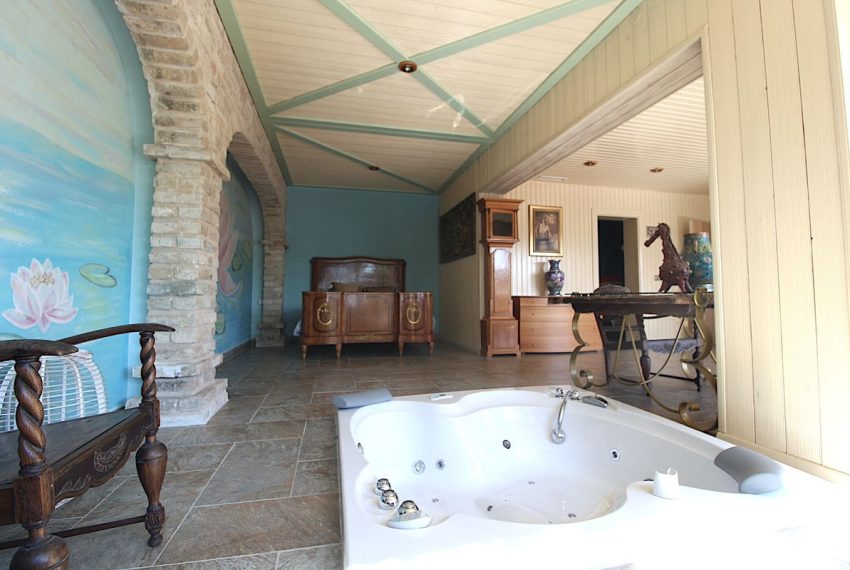 R5043604-Villa-For-Sale-San-Pedro-de-Alcantara-Detached-5-Beds-483-Built-12