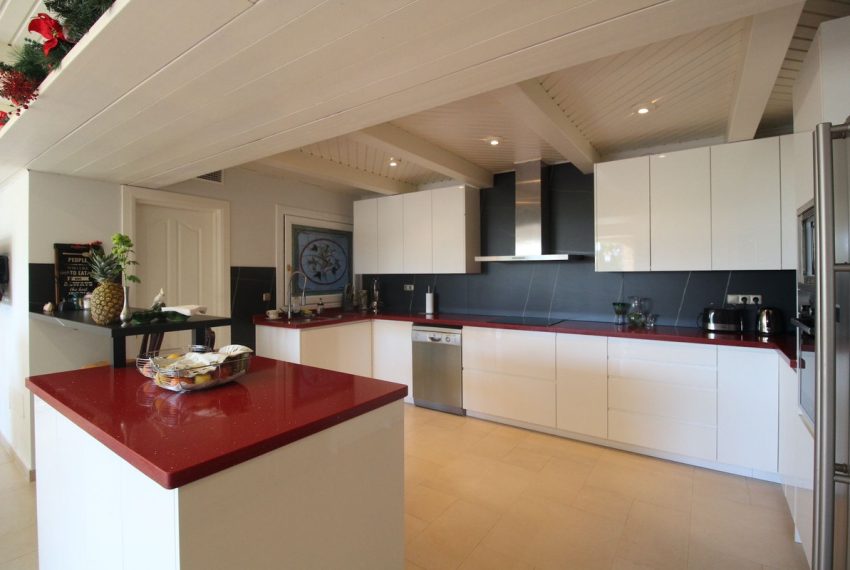 R5043604-Villa-For-Sale-San-Pedro-de-Alcantara-Detached-5-Beds-483-Built-17
