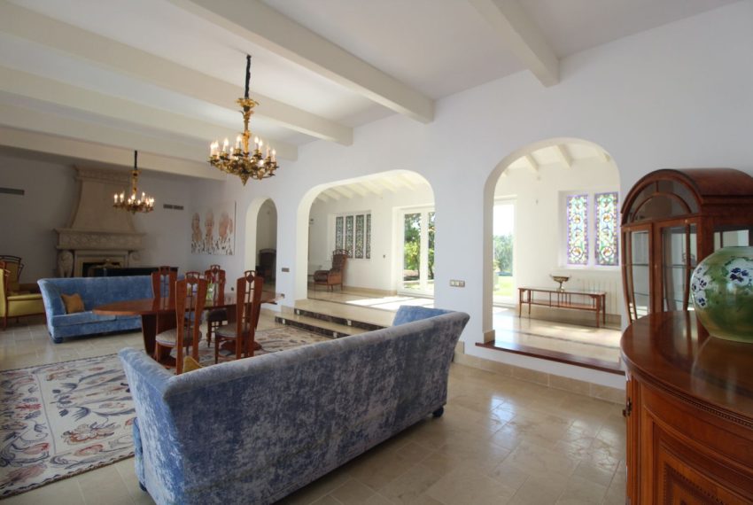 R5043604-Villa-For-Sale-San-Pedro-de-Alcantara-Detached-5-Beds-483-Built-2