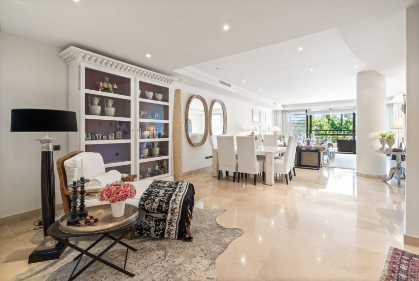R5043766-Apartment-For-Sale-Puerto-Banus-Ground-Floor-4-Beds-391-Built-4