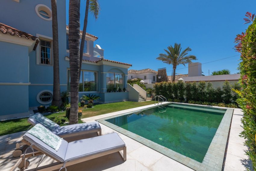 R5043874-Villa-For-Sale-Cortijo-Blanco-Semi-Detached-6-Beds-373-Built-6
