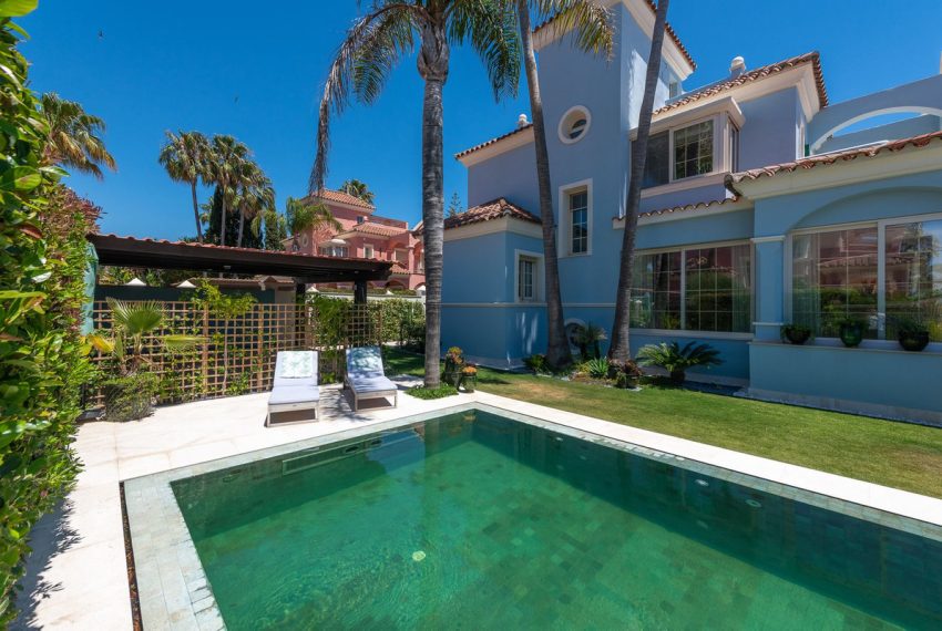 R5043874-Villa-For-Sale-Cortijo-Blanco-Semi-Detached-6-Beds-373-Built-7
