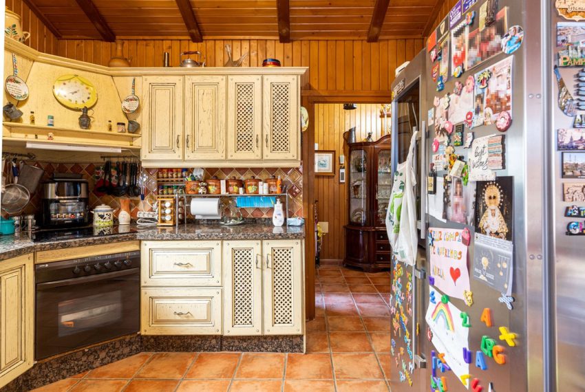 R5043898-Villa-For-Sale-Estepona-Finca-4-Beds-114-Built-18