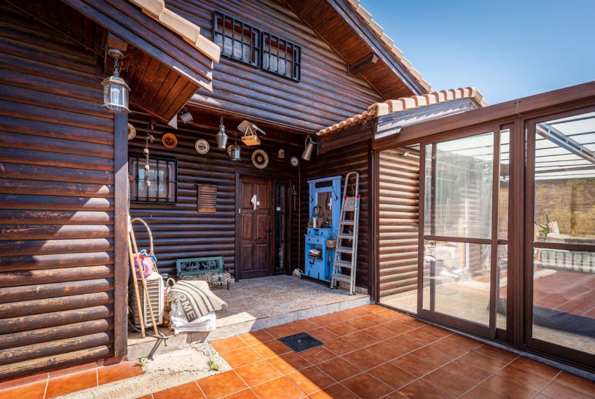 R5043898-Villa-For-Sale-Estepona-Finca-4-Beds-114-Built-5