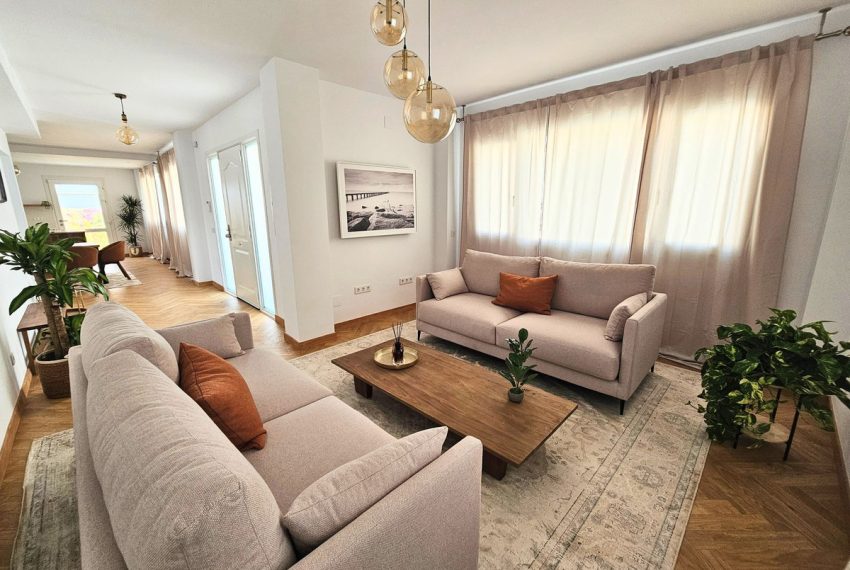 R5043916-Villa-For-Sale-La-Cala-de-Mijas-Detached-5-Beds-358-Built-1