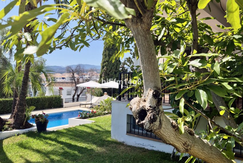 R5044105-Villa-For-Sale-La-Campana-Detached-3-Beds-359-Built-19