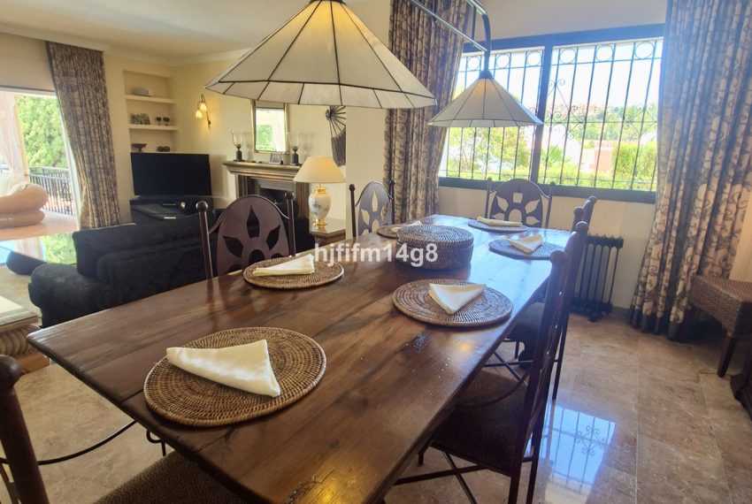 R5044105-Villa-For-Sale-La-Campana-Detached-3-Beds-359-Built-6