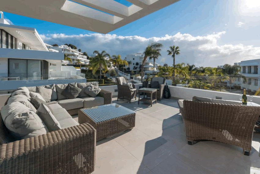 R5044249-Apartment-For-Sale-Estepona-Penthouse-3-Beds-134-Built
