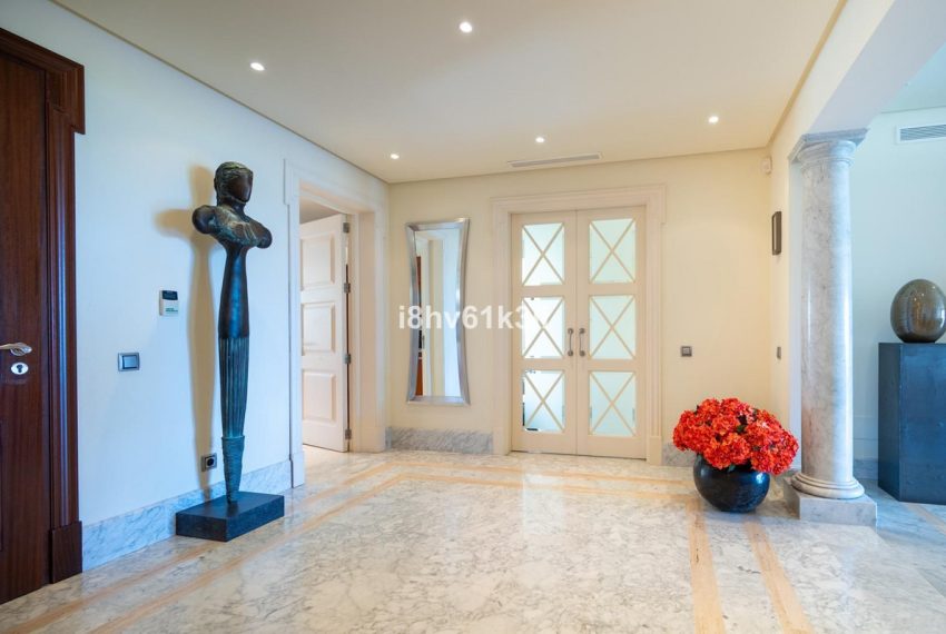 R5044456-Apartment-For-Sale-Marbella-Ground-Floor-3-Beds-212-Built-13