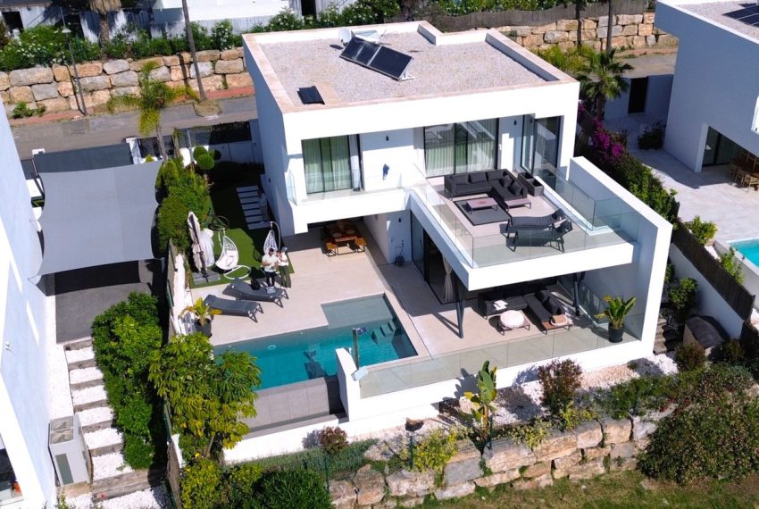 R5044576-Villa-For-Sale-Atalaya-Detached-4-Beds-420-Built