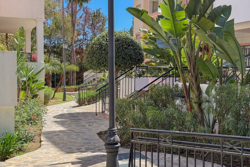 R5044672-Apartment-For-Sale-Nueva-Andalucia-Middle-Floor-2-Beds-123-Built-13