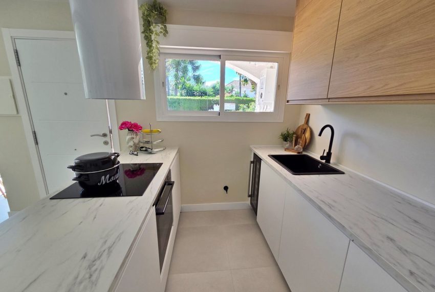 R5044729-Villa-For-Sale-Cortijo-Blanco-Detached-2-Beds-90-Built-3