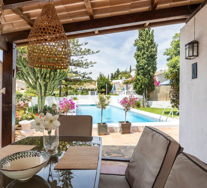 R5044981-Image 1-Detached - 3 Beds - 200 Built